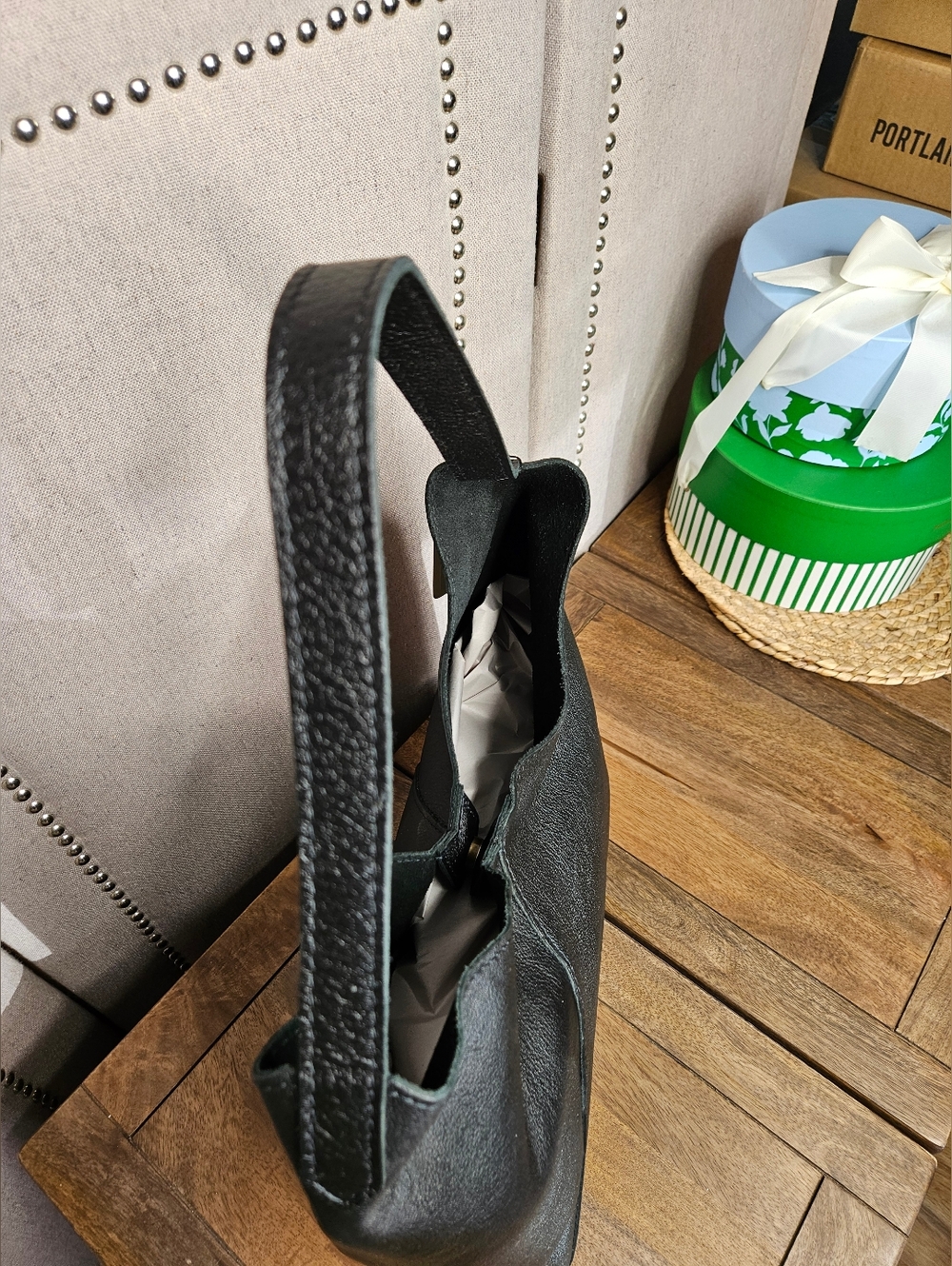 Portland Leather Goods Oversize Naomi Pebbled Black - Picture 9 of 13